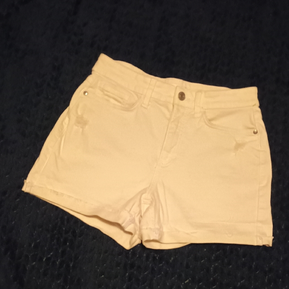 LC Women's Size 4 White Denim Shorts